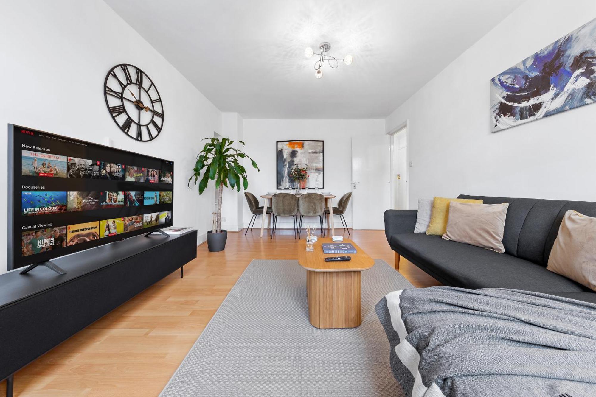 Kensington High Street - Serviced * London
